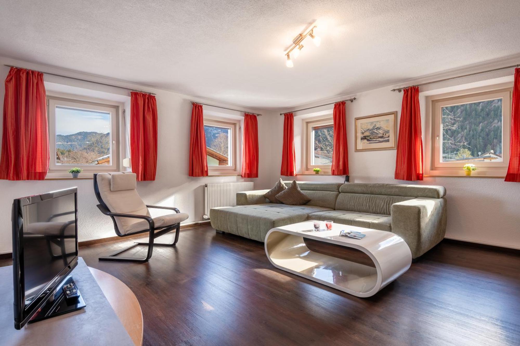 Apartmenthaus Ehrenberg Ehenbichl Экстерьер фото