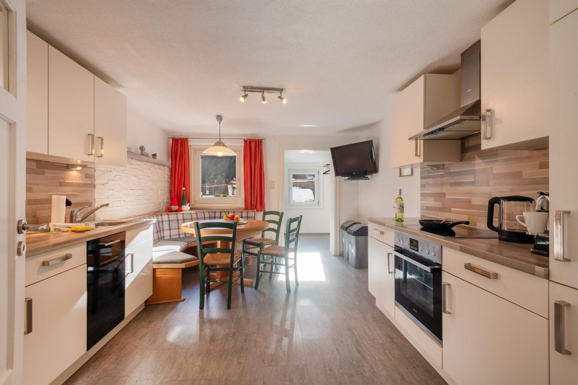 Apartmenthaus Ehrenberg Ehenbichl Экстерьер фото