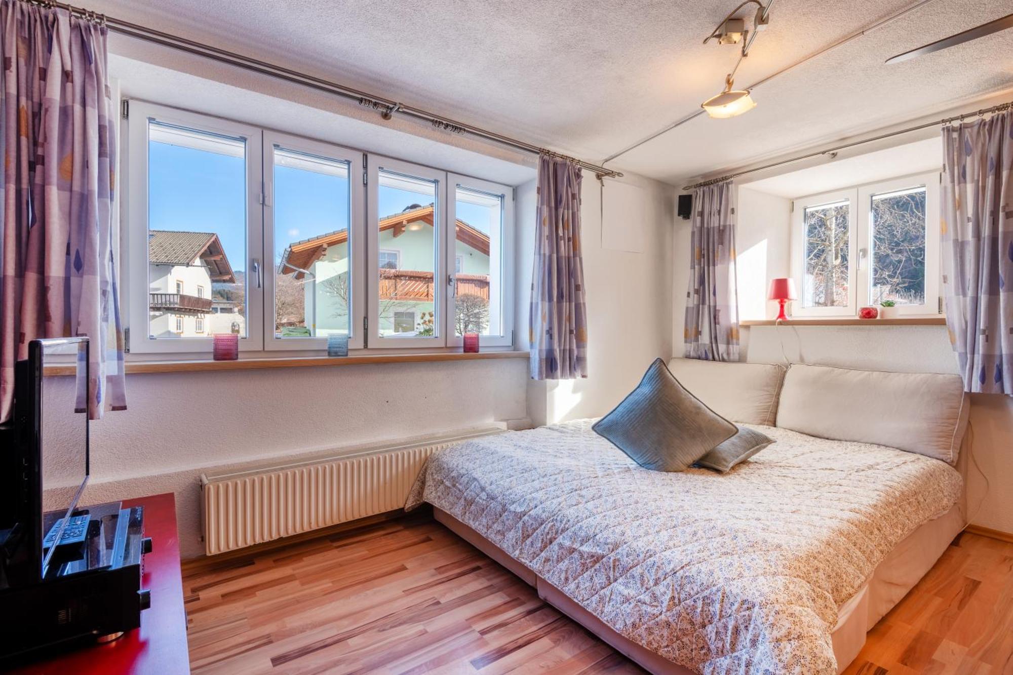Apartmenthaus Ehrenberg Ehenbichl Экстерьер фото