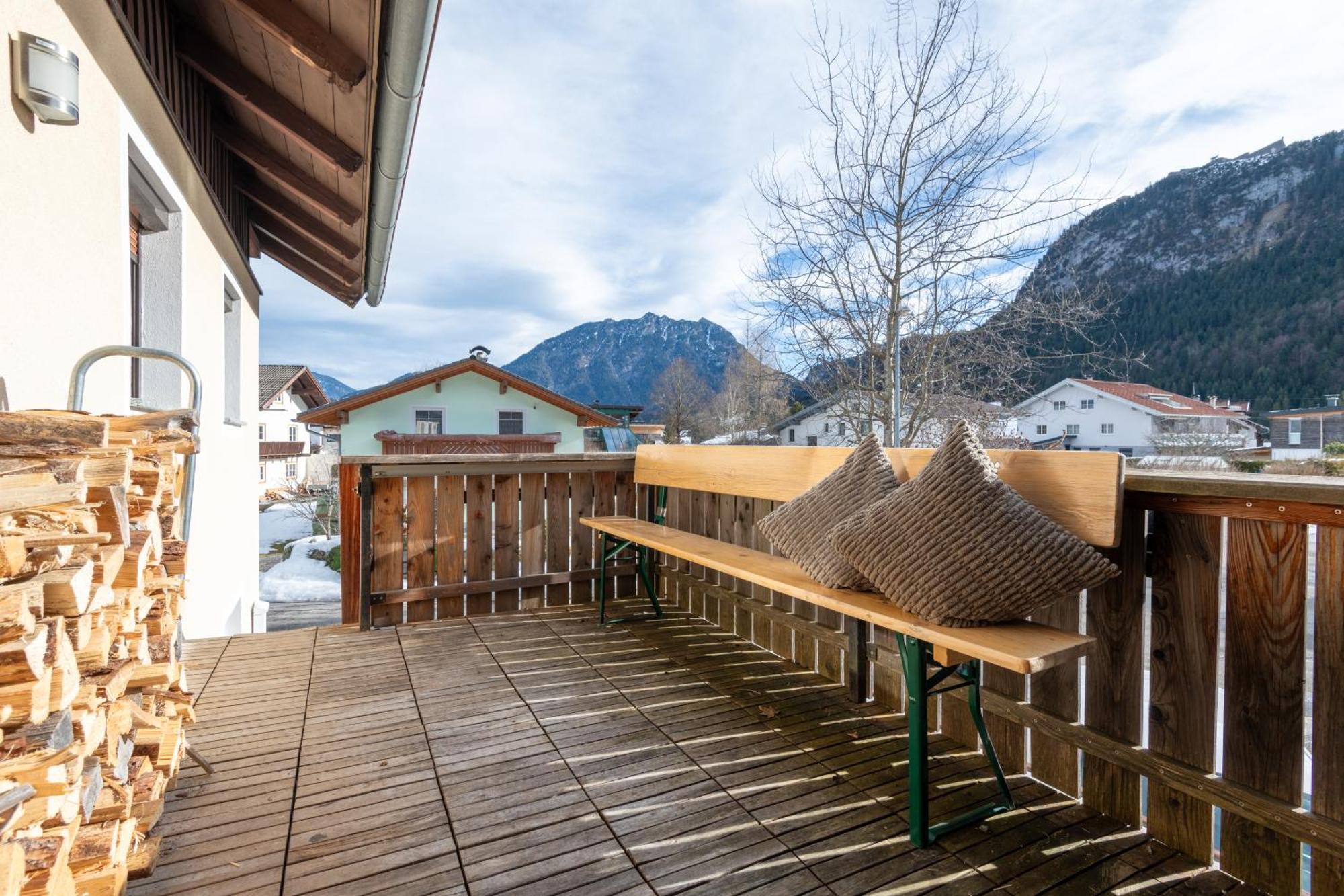Apartmenthaus Ehrenberg Ehenbichl Экстерьер фото