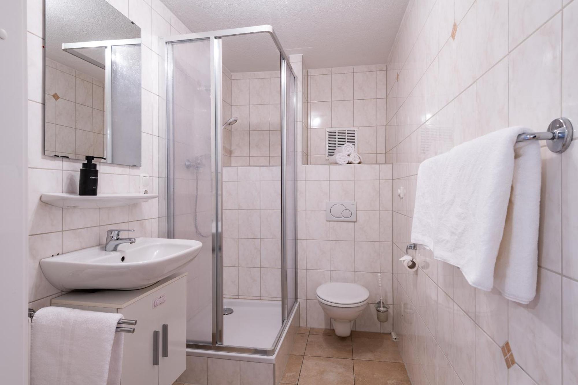 Apartmenthaus Ehrenberg Ehenbichl Экстерьер фото